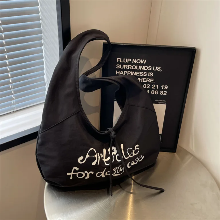 Niche letter print canvas bag bag women's autumn and winter 2024 new trendy large capacity versatile casual shoulder tote bag