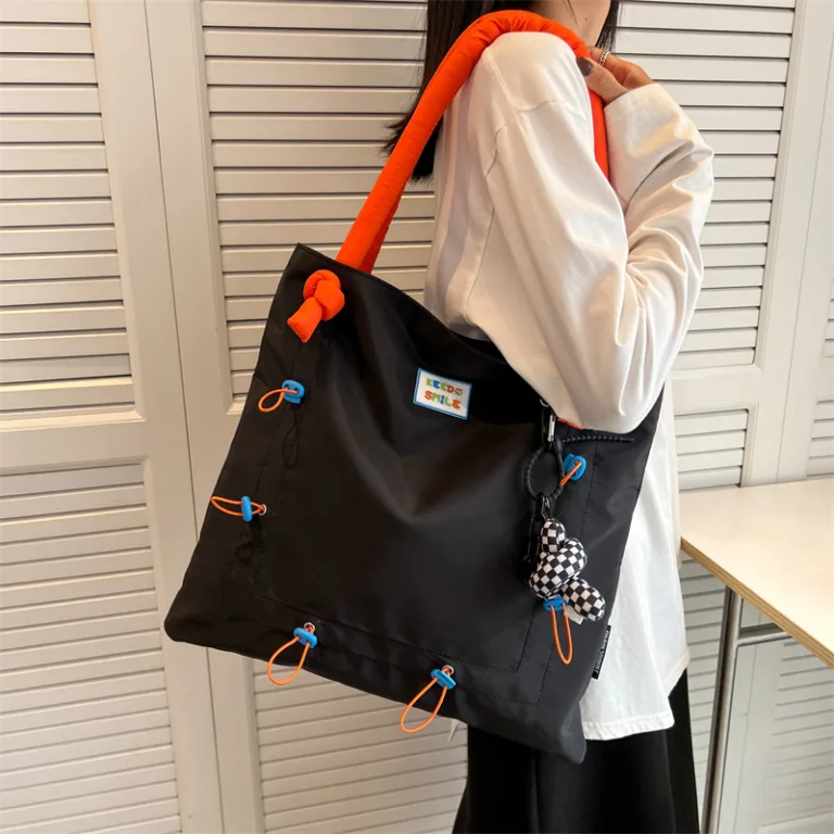 Seasonal Simple Bag Women's 2022 New Fashion Large Capacity Women's Bag Quality Women's Handbag One-Shoulder Tote Bag - Image 4