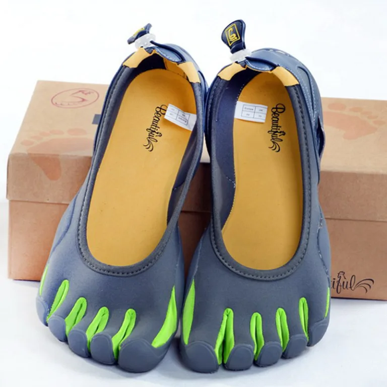 2019 New Summer Beach Toe Shoes Five Finger River Tracing Shoes Surf Swimming Shoes Water Sneakers