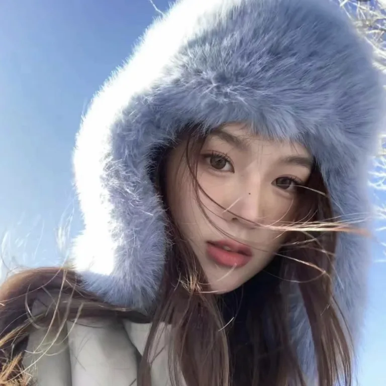 Blue imitation mink velvet Leifeng hat women's northeast plush hat Sichuan West Snow Mountain cold-proof warm retro earmuff winter - Image 10