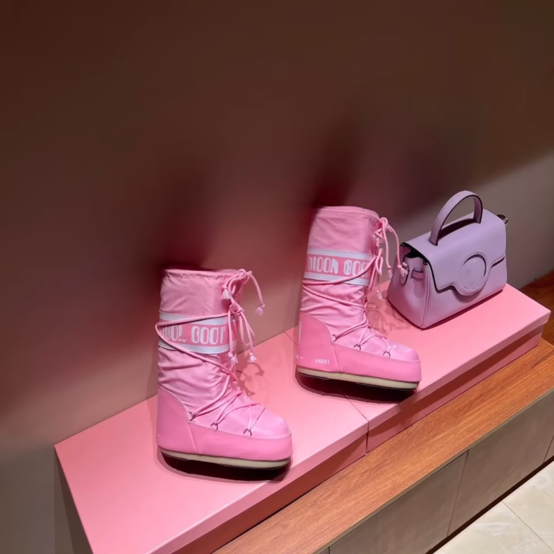 European and American 23 new Internet celebrity autumn and winter skiing space boots fashion round toe medium tube women's snow boots thickened moon shoes - Image 8