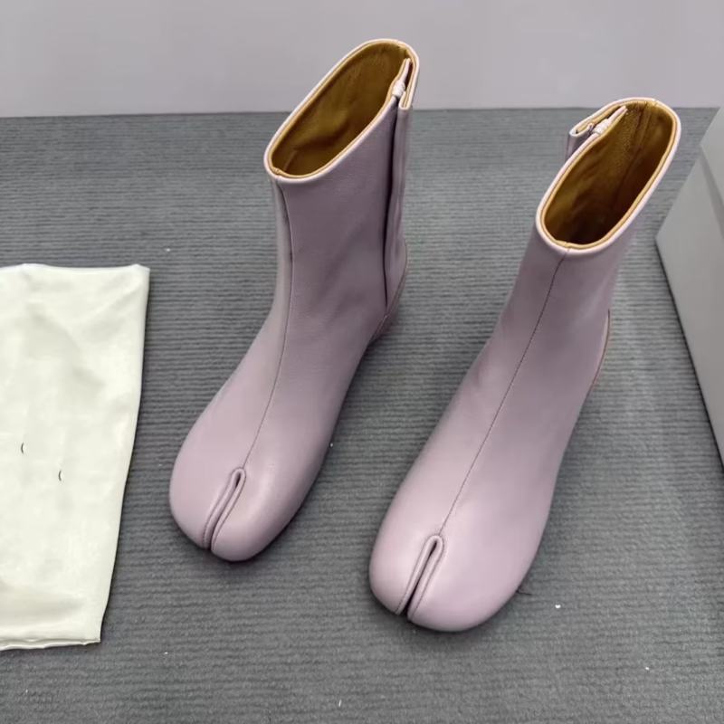 Internet celebrity's same fashion split-toe boots, women's 2024 new horseshoe high-heeled boots, fashionable all-match pig-footed mid-boots - Image 10