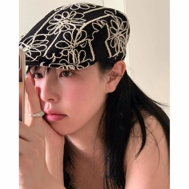 Summer Korean version ins retro flower embroidery advanced hat women go out to show face small versatile fashionable beret - Image 4