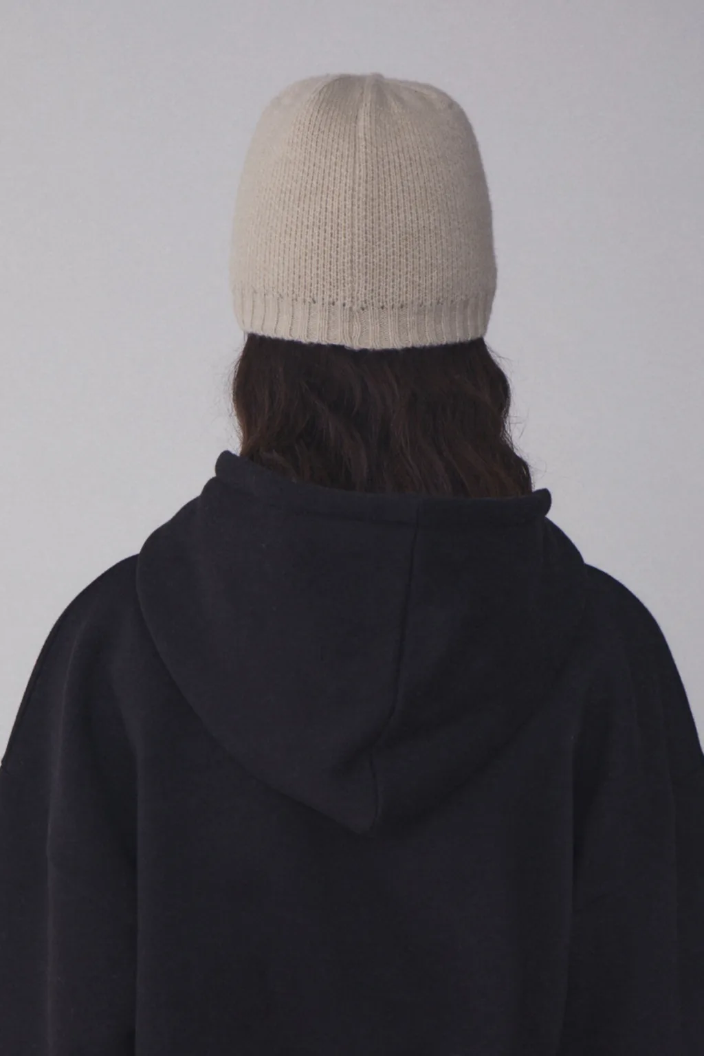 Restandrecreation Korean niche knitted hat female LOGO letter hat dome versatile student couple - Image 7