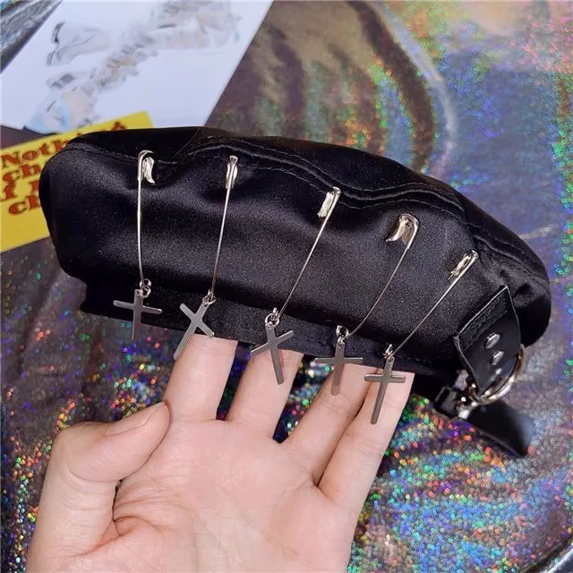 Subculture handmade girl cross street punk dark Y2K millennium hot girl cool winter painter hat beret