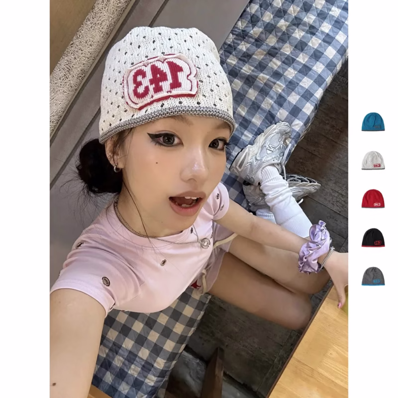 South Korean ins blogger's same knitted pullover hat men's and women's niche street double-layer warm earmuff woolen hat cold hat - Image 5
