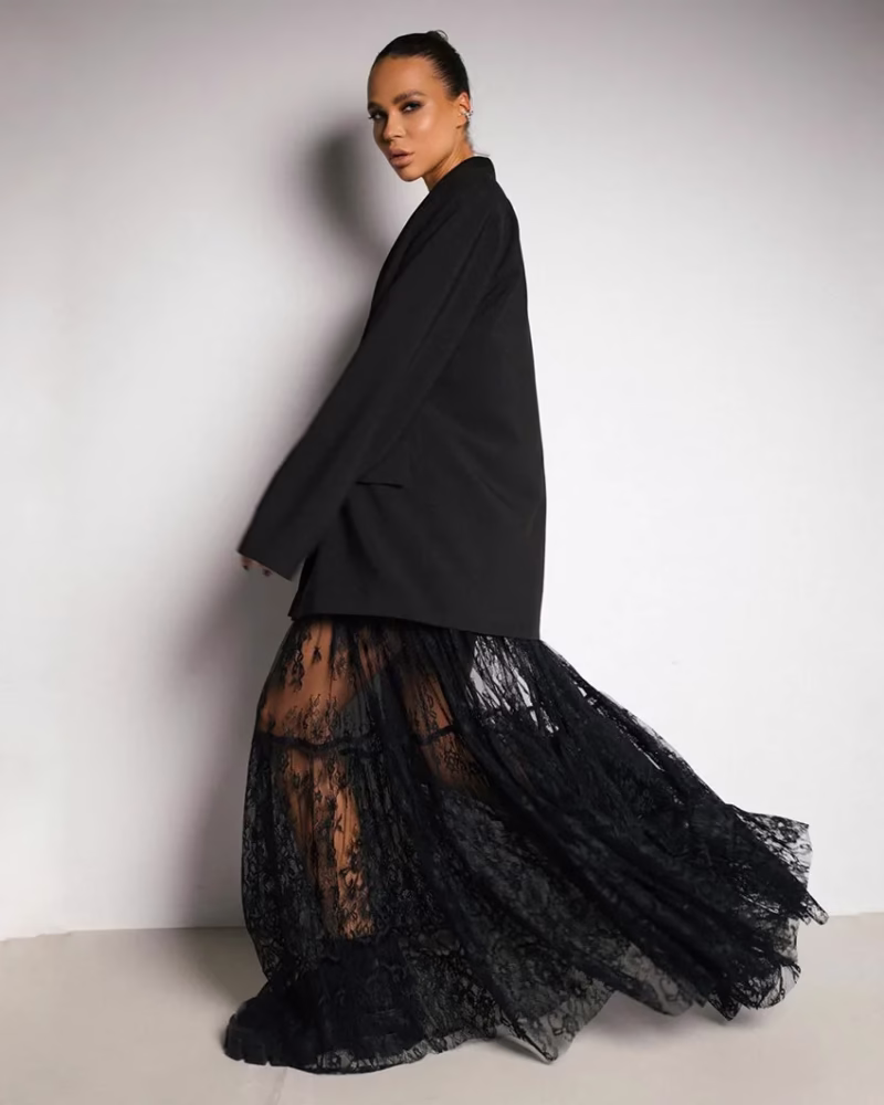 Black sexy transparent lace high-waisted commuting skirt 2025 European and American new fashion foreign trade cross-border long skirt women - Image 2