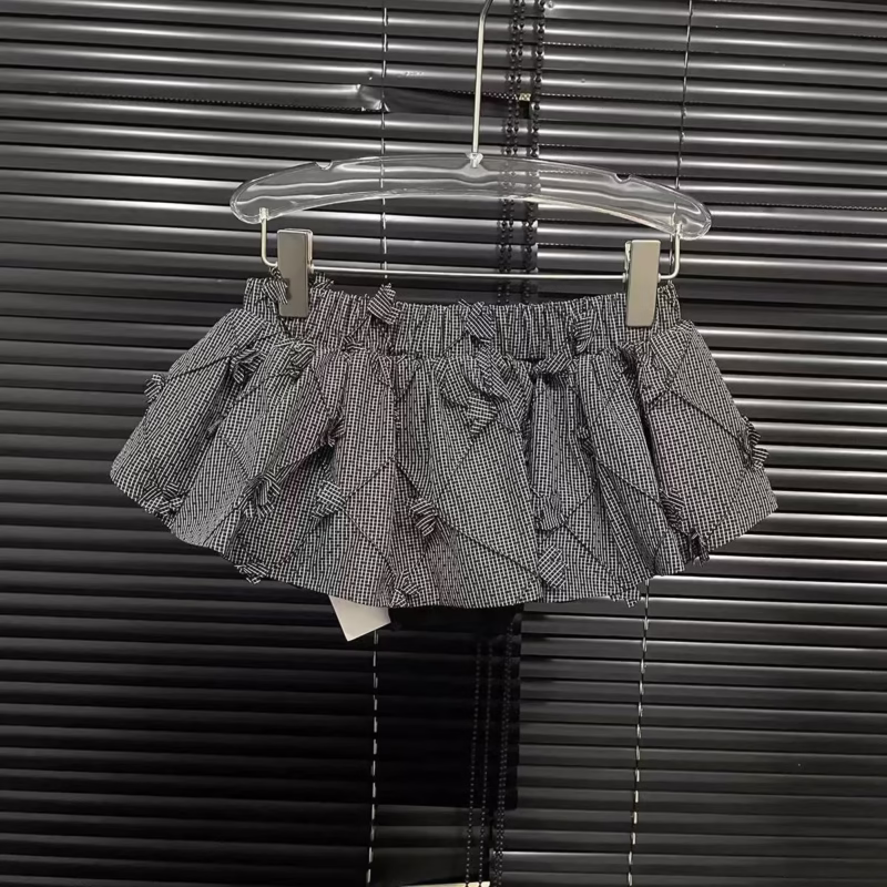 Gray retro playful fashionable exquisite plaid personality versatile slimming short skirt women 2025 spring new