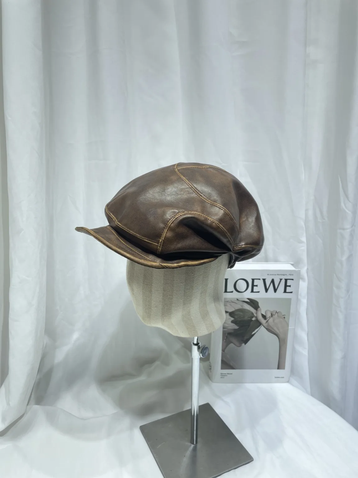 Niche design irregular pleated PU piberet hat women's autumn and winter Korean version retro newspaper hat duck tongue octagonal hat - Image 6