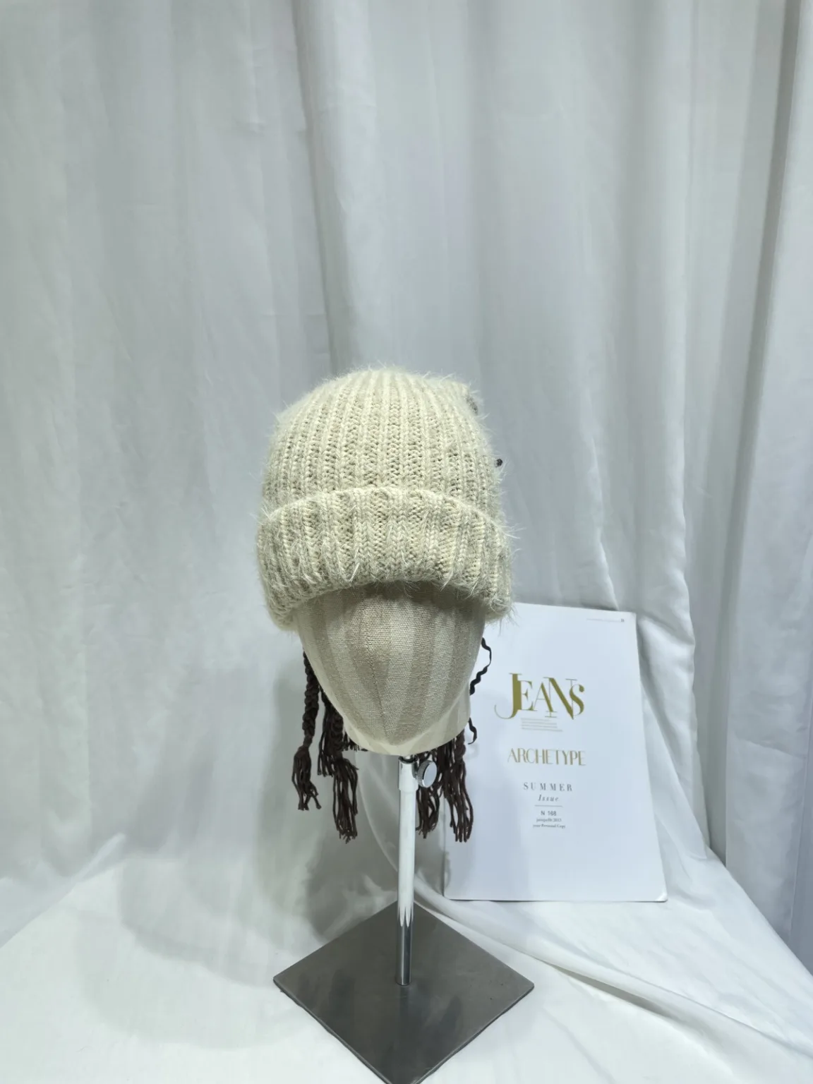 Designer niche personality dirty braided tassel pearl wool hat women's autumn and winter warm bib pullover hat men's fashion - Image 2