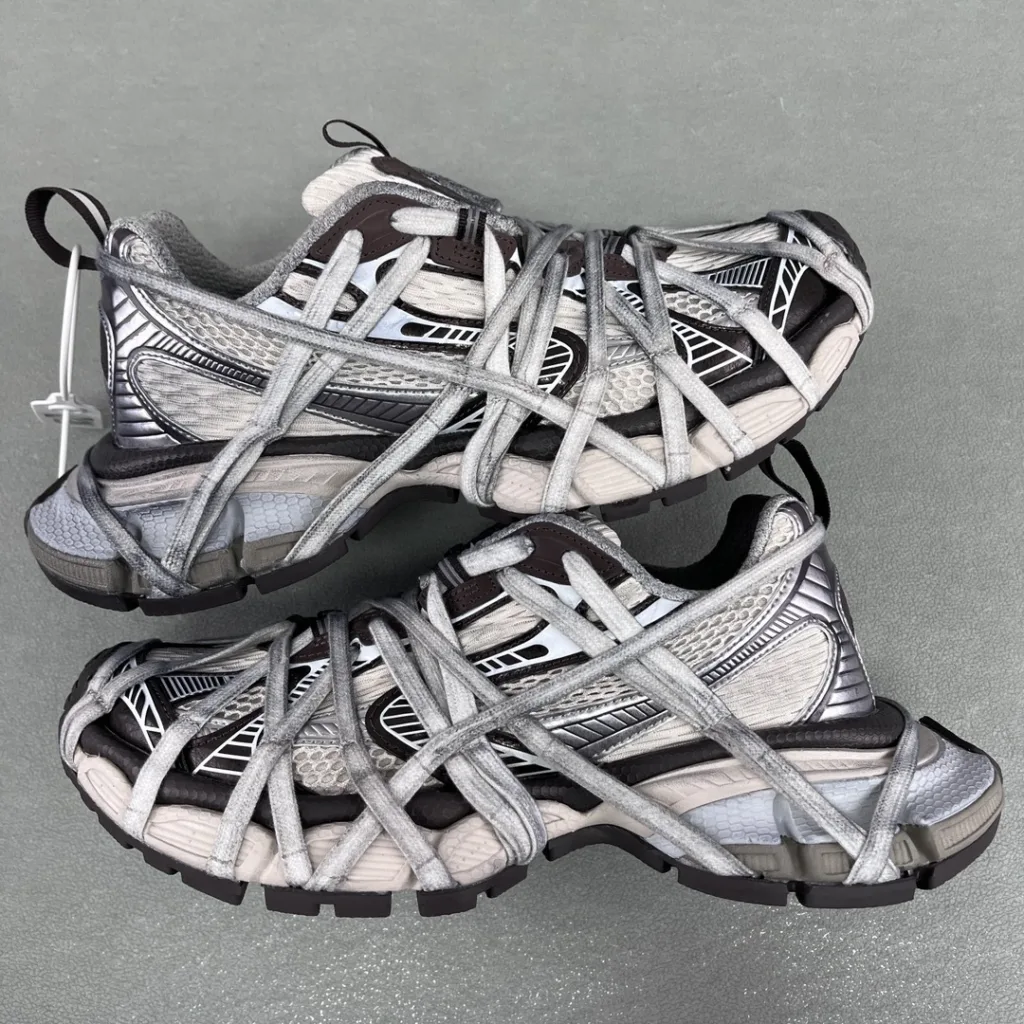 New Paris 3XL Spider-Man Mesh Breathable Walkway Retro Height Increasing Old Dirty Shoes Dad Shoes Couple - Image 11