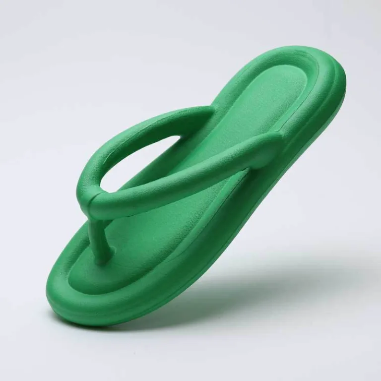 Women's summer cute trend touching flip-flops men's and women's flat outdoor home non-slip slippers - Image 4
