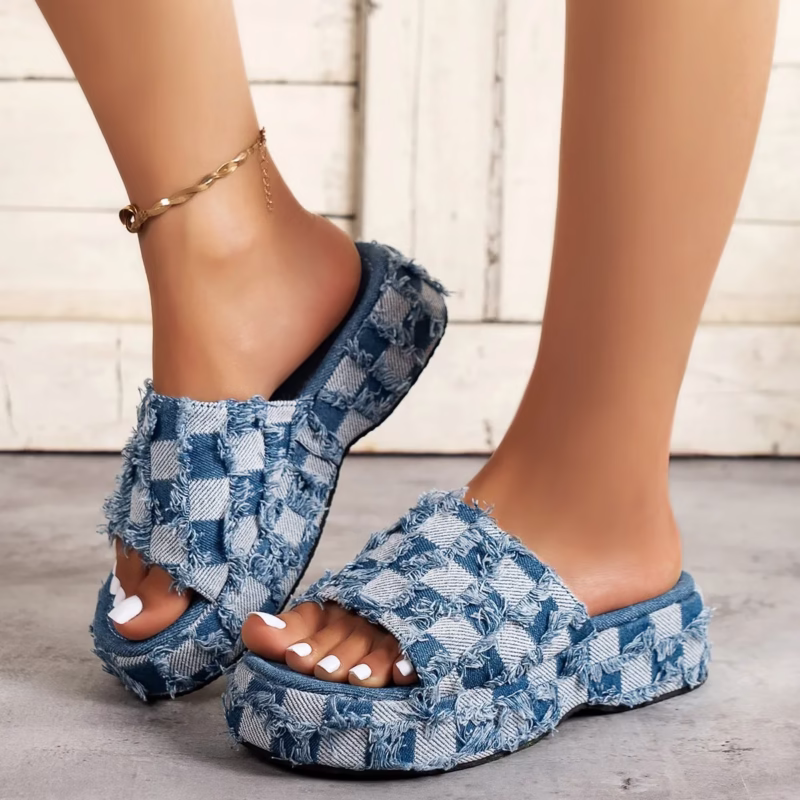 2023 summer new European and American fashion denim square cloth thick-soled cool slippers women's outdoor large size comfortable sandals