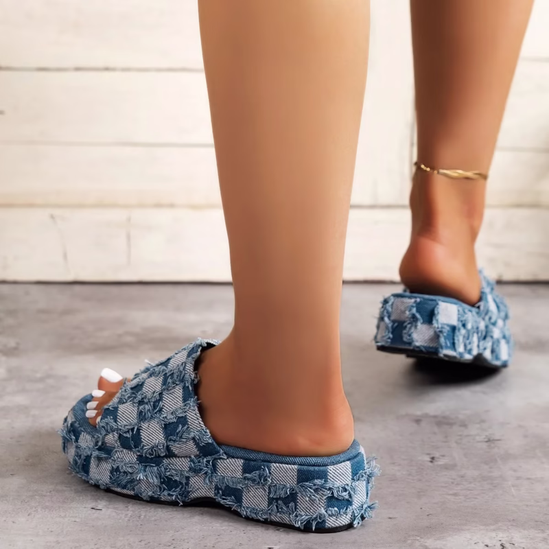 2023 summer new European and American fashion denim square cloth thick-soled cool slippers women's outdoor large size comfortable sandals - Image 4