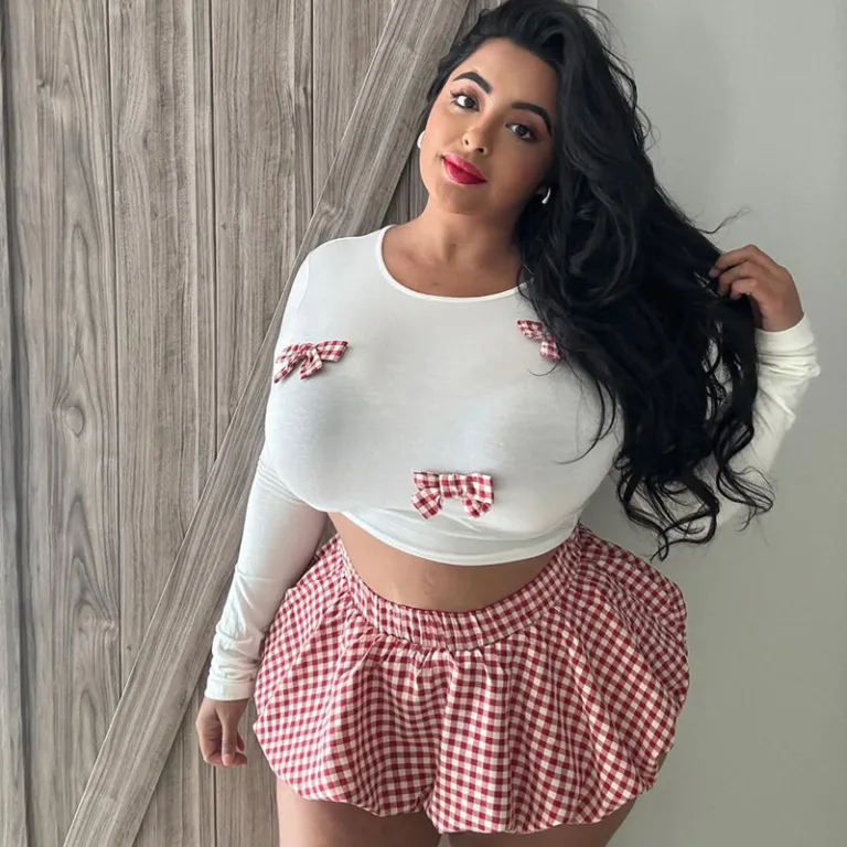 Sanhu Lianjiang F24ST322 European and American women's plaid bow decorative top contrast colour flower bud skirt set wholesale - Image 4