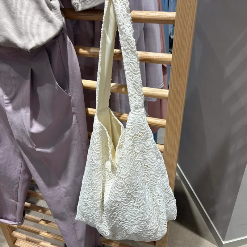 Zhao Lusi's same style shoulder bag pastoral feng shui soluble lace summer gentle fairy beautiful large-capacity commuting tote bag female - Image 2