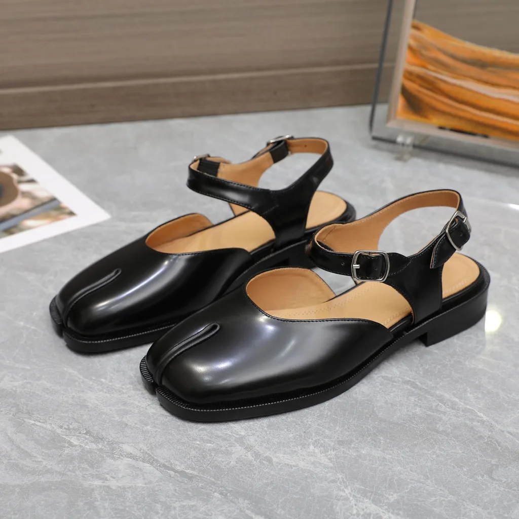 M6 Mary Jane tabi split-toe sandals women's high version hollow leather cross with thick heel buckle with flat sandals slippers - Image 8