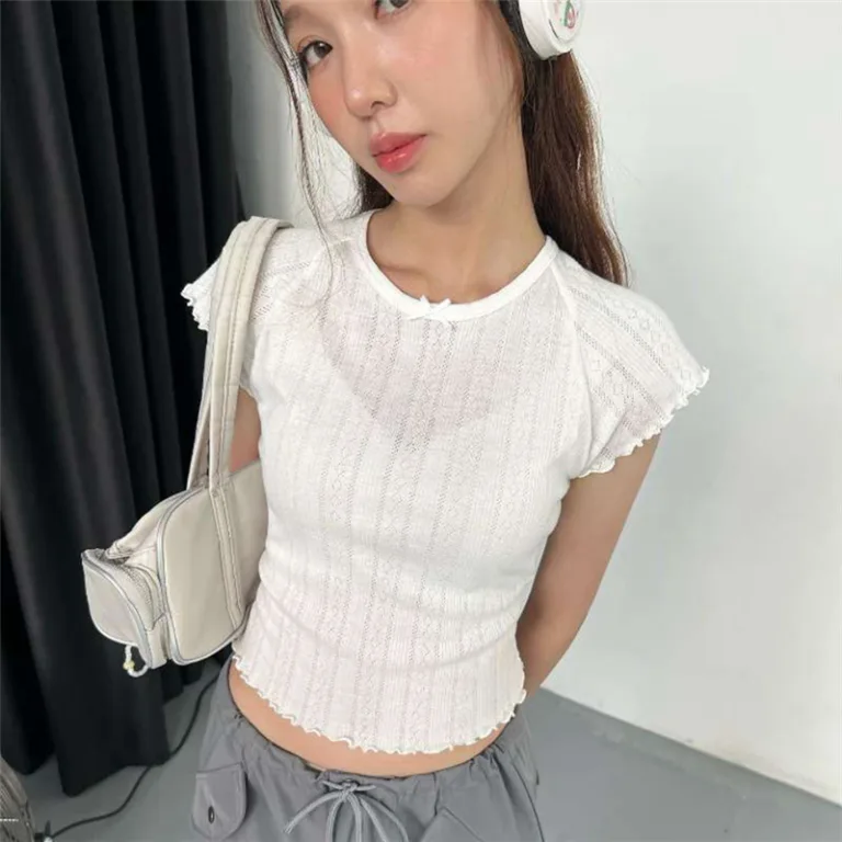 INS European and American style 2024 spring and summer women's clothing new sweet girly style solid color personality round neck slim short sleeve t-shirt women