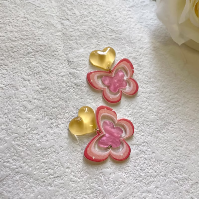 Girl's love butterfly earrings, feminine design, contrasting color studs, 2022 new fashion earrings, ear clips - Image 4