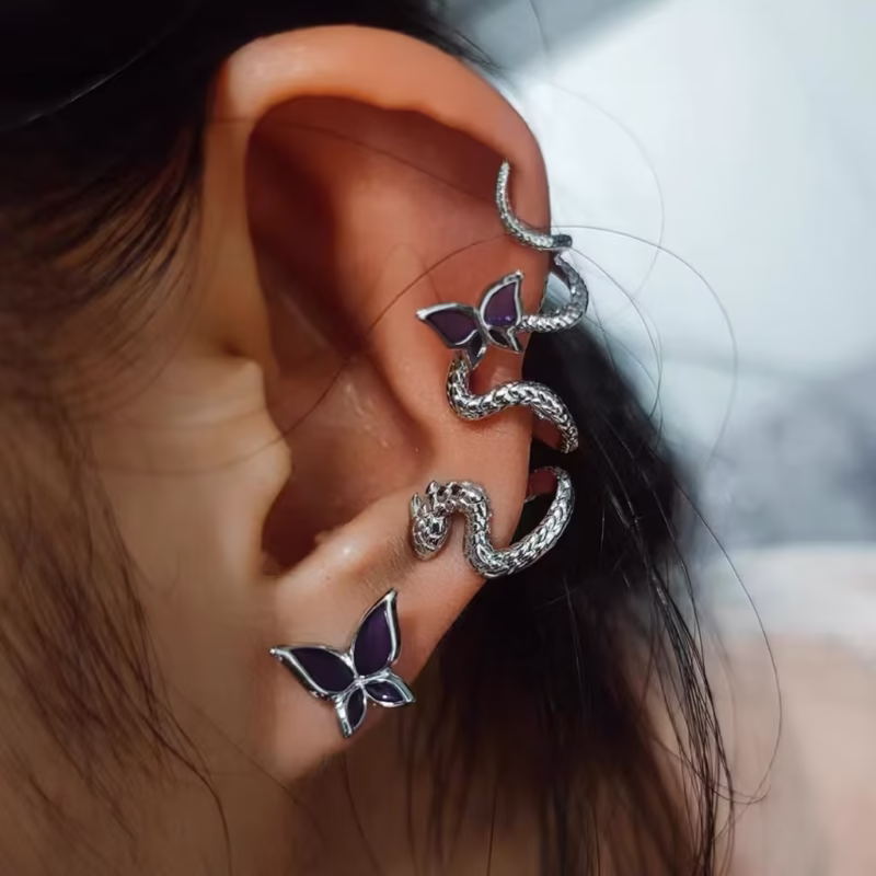 Gun black snake-shaped earbone clip purple diamond butterfly ear pin fashion personality retro dark temperament ear stud earrings.