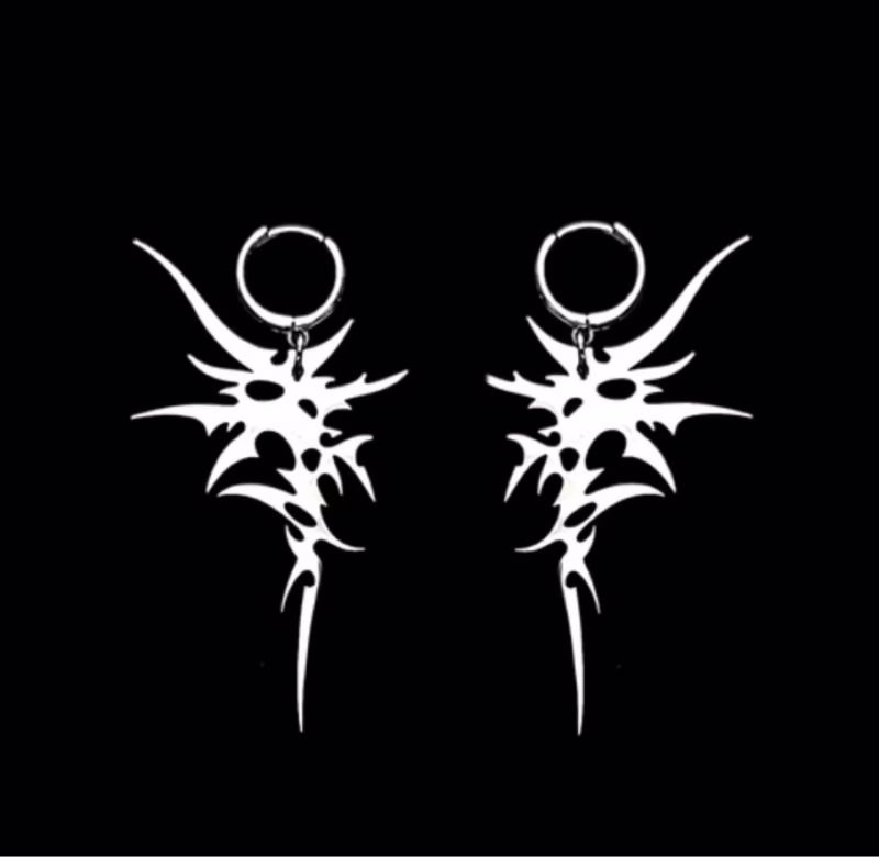 Vintage dark titanium steel thorn earrings high-end women's earrings niche ins - Image 2