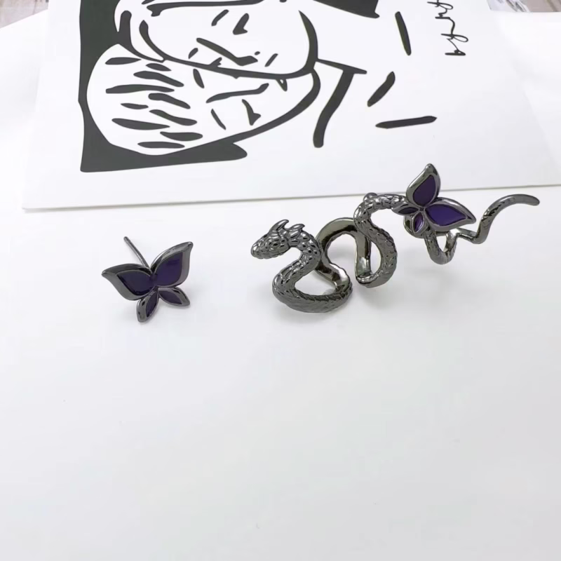 Gun black snake-shaped earbone clip purple diamond butterfly ear pin fashion personality retro dark temperament ear stud earrings. - Image 3
