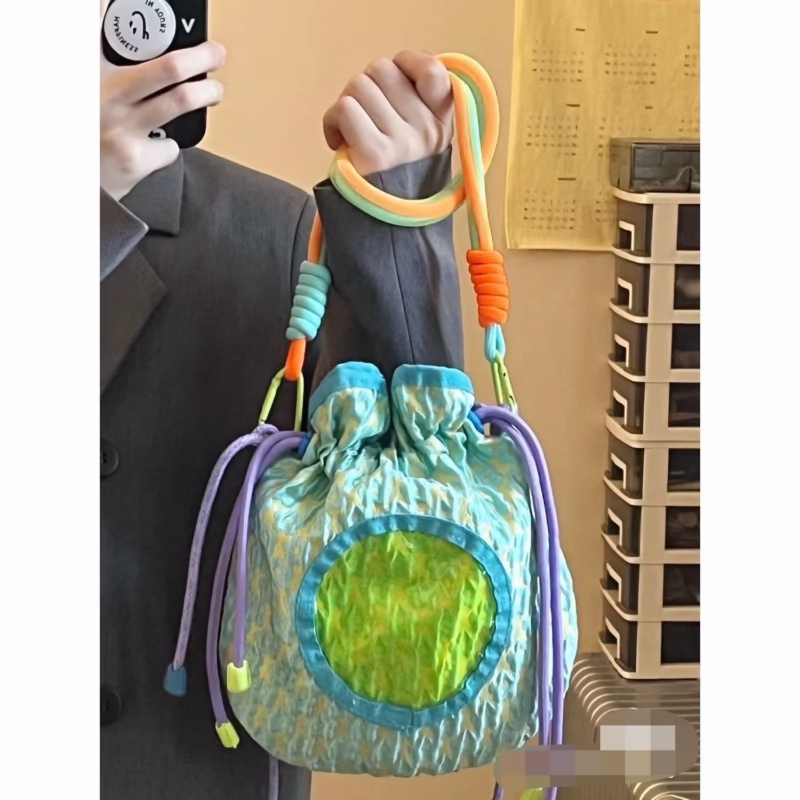 2022 new original egg girl cross-body bag cute one-shoulder armpit bag niche design bag