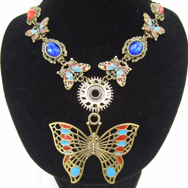 Cross-border European and American jewelry, exquisite colorful butterfly acrylic diamond women’s pendant necklace clothing accessories in stock