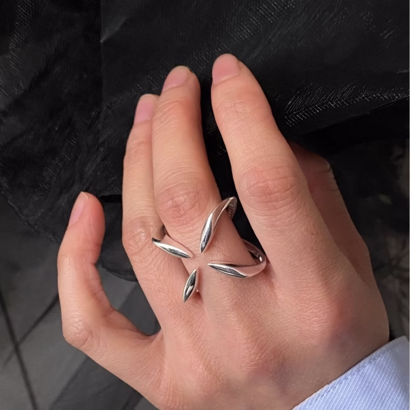Niche minimalist S925 sterling silver four-leaf clover ring design geometric index finger ring silver high- end ring for women - Image 2