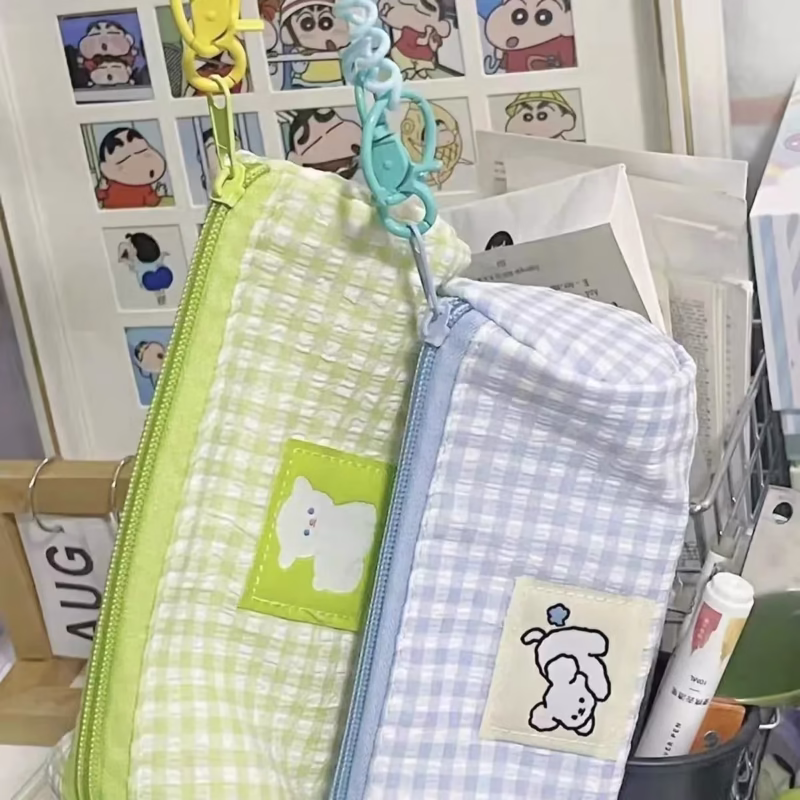 New small fresh plaid high-quality pen bag cute lamb ins large-capacity desktop student stationery storage bag - Image 2