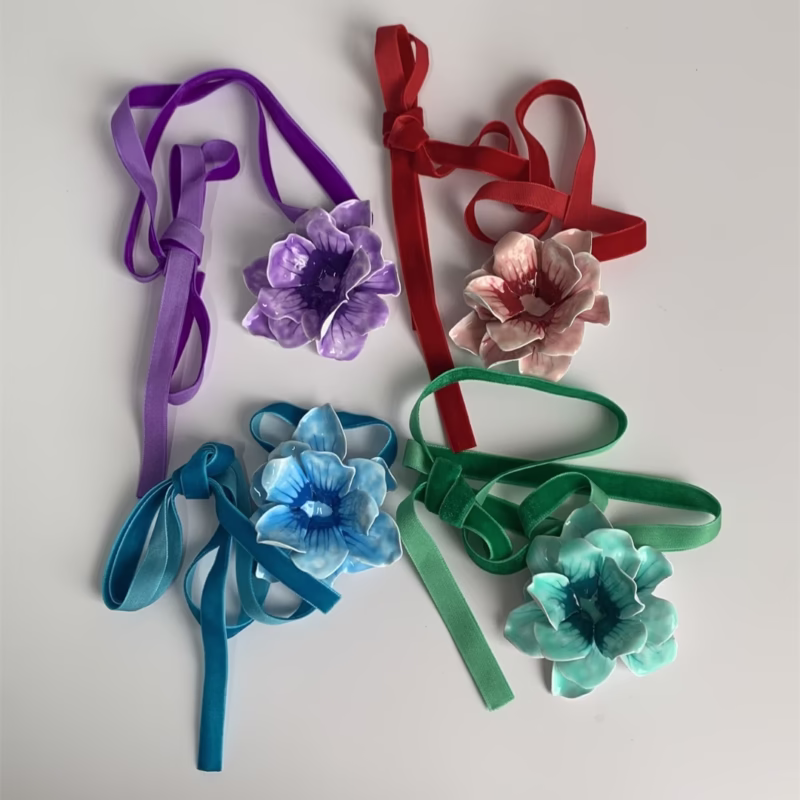 A European and American summer fashionable personality dripping oil petal standing system with necklace light luxury versatile pendant flower collarbone chain - Image 3