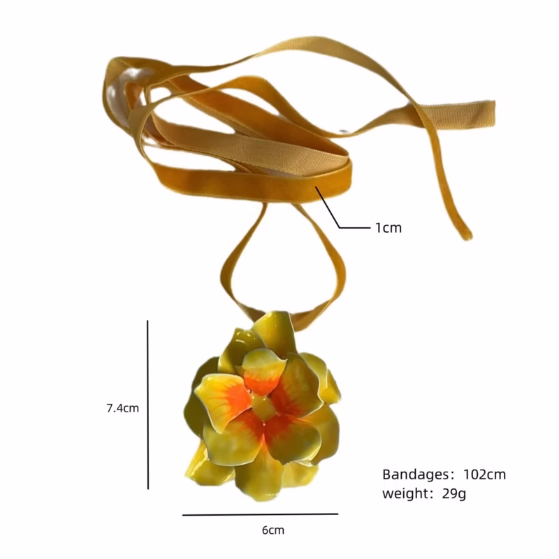 A European and American summer fashionable personality dripping oil petal standing system with necklace light luxury versatile pendant flower collarbone chain - Image 4