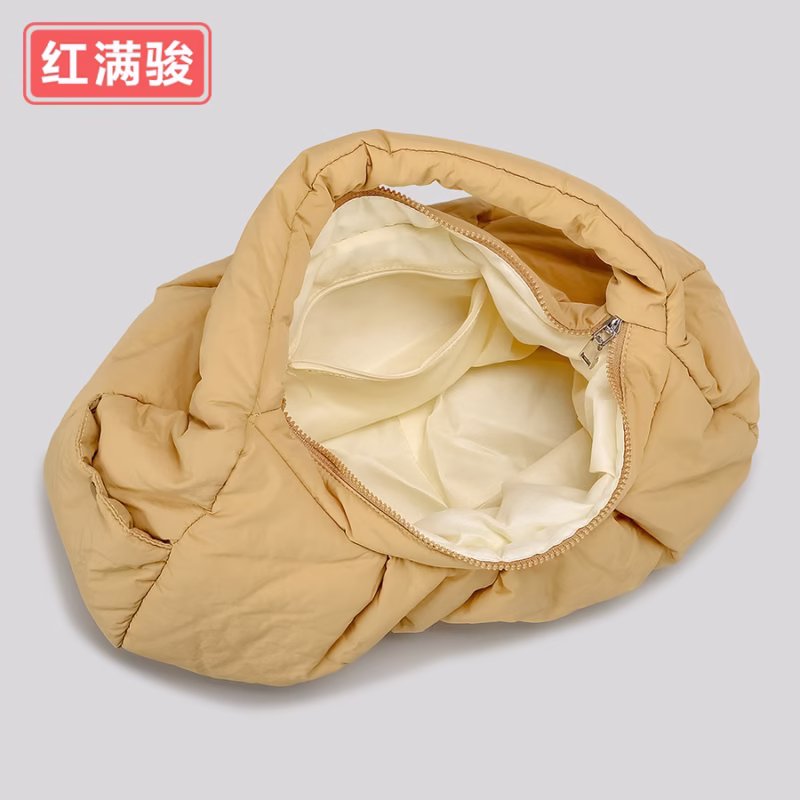 Simple and lightweight niche crescent shoulder bag nylon cloth cotton cloud armpit bag pleated large-capacity handbag - Image 4