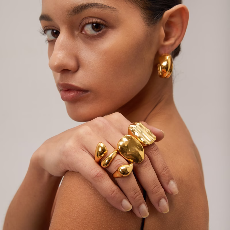 Cross-border Internet celebrity trend 18K gold stainless steel glass ring European and American fashion high-end colourless women's accessories wholesale