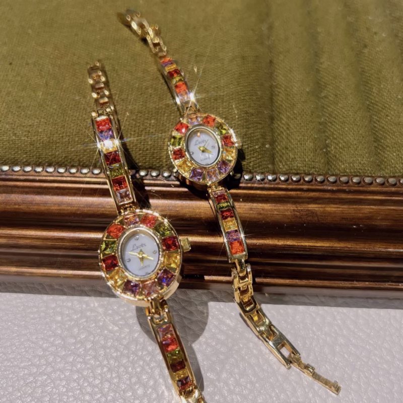 LSVTR medieval watch women's niche high-end fashion ins light luxury TikTok hot high-end Women's watch - Image 4