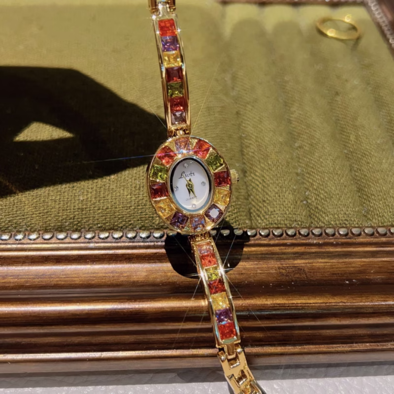 LSVTR medieval watch women's niche high-end fashion ins light luxury TikTok hot high-end Women's watch - Image 8