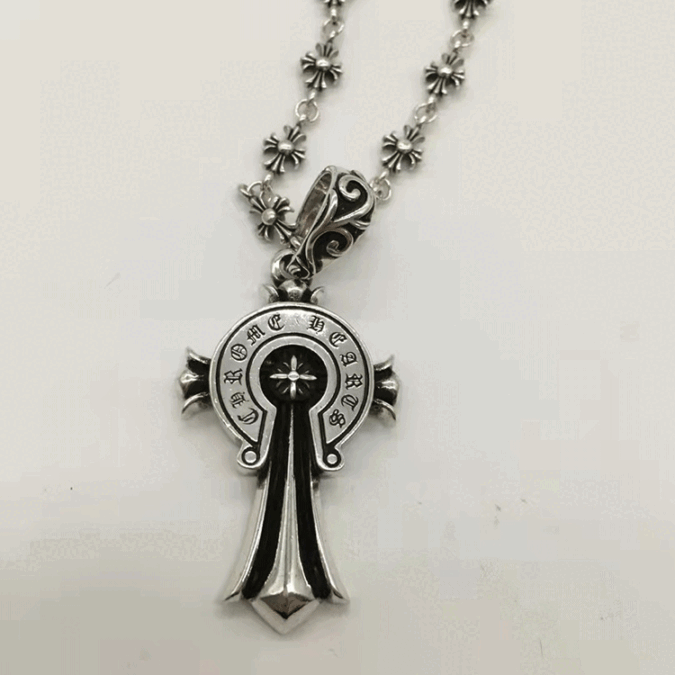 Croo horseshoe pendant necklace European and American personality hip-hop retro European and American fashion men's cross flower letter necklace