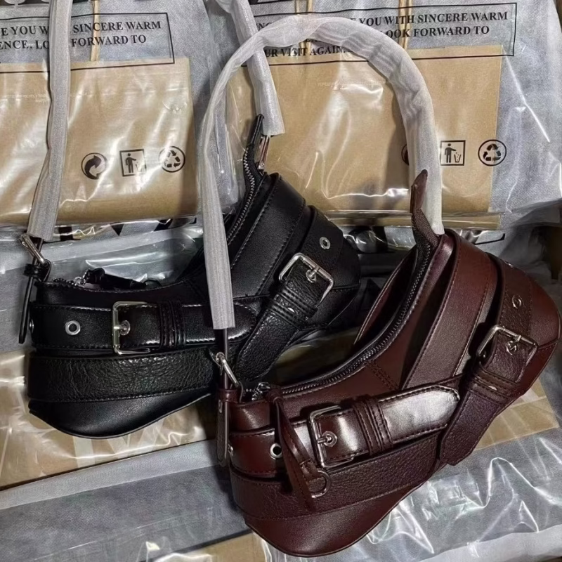 Z family 2024 new fashion belt decoration armpit bag retro versatile handbag light luxury women's shoulder bag bags