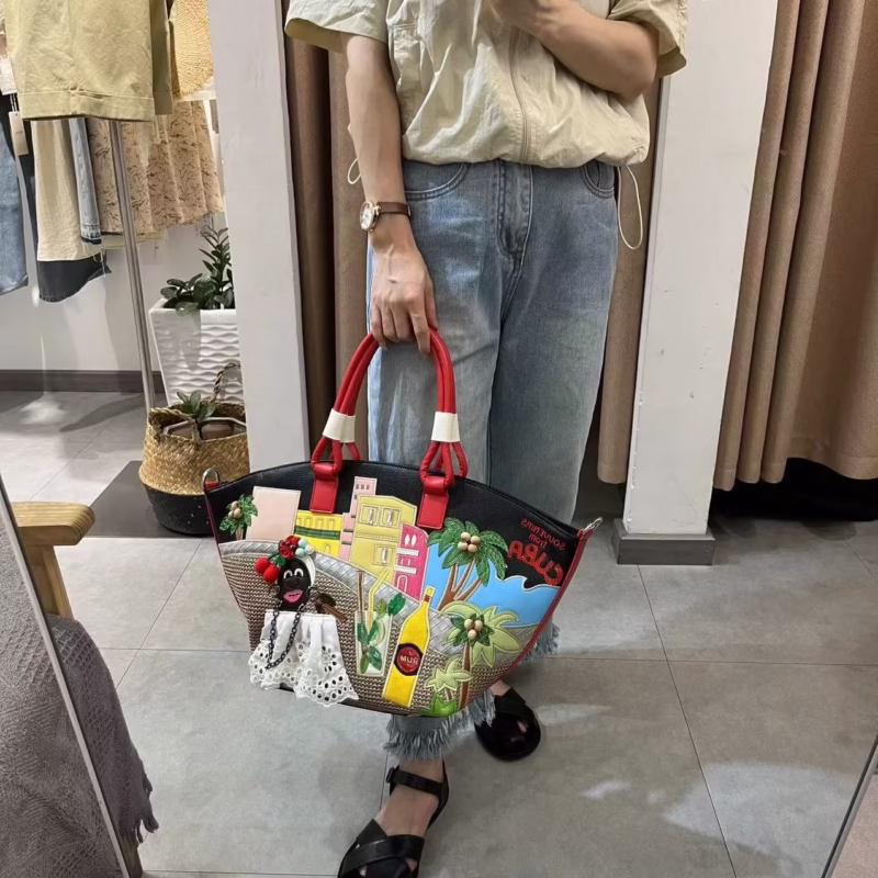 "2025 new fashion handbag European and American large capacity shoulder bag creative splicing embroidery basket bag holiday bag " - Image 3